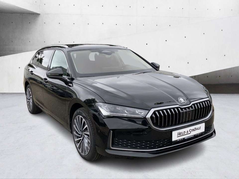 Skoda Superb - Imagem 5