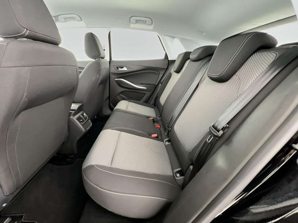 Opel Grandland - Imagem 8