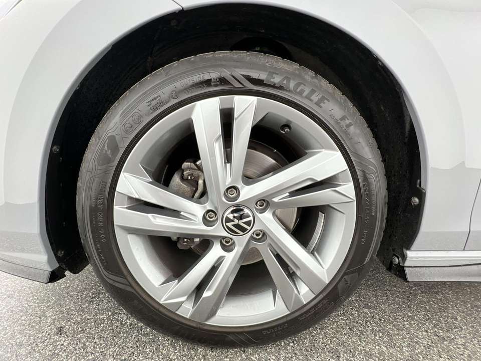 Volkswagen Golf - Imagem 7