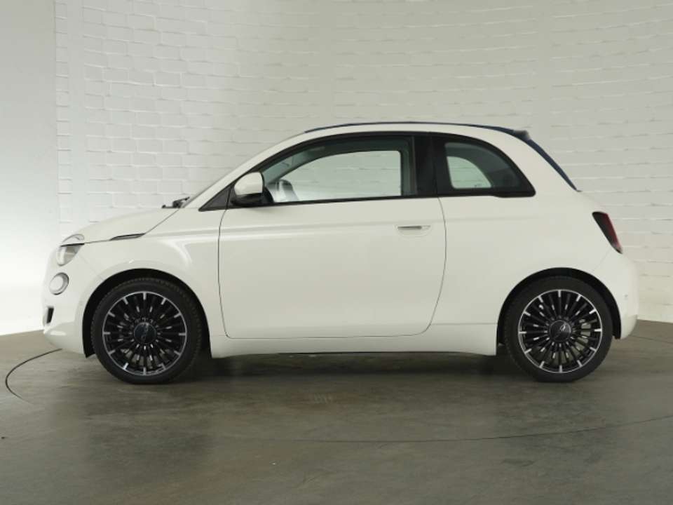 Fiat 500e - Imagem 8