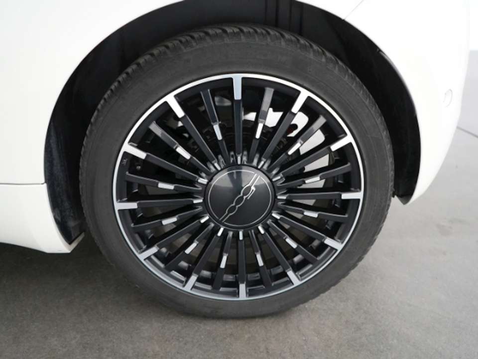 Fiat 500e - Imagem 10