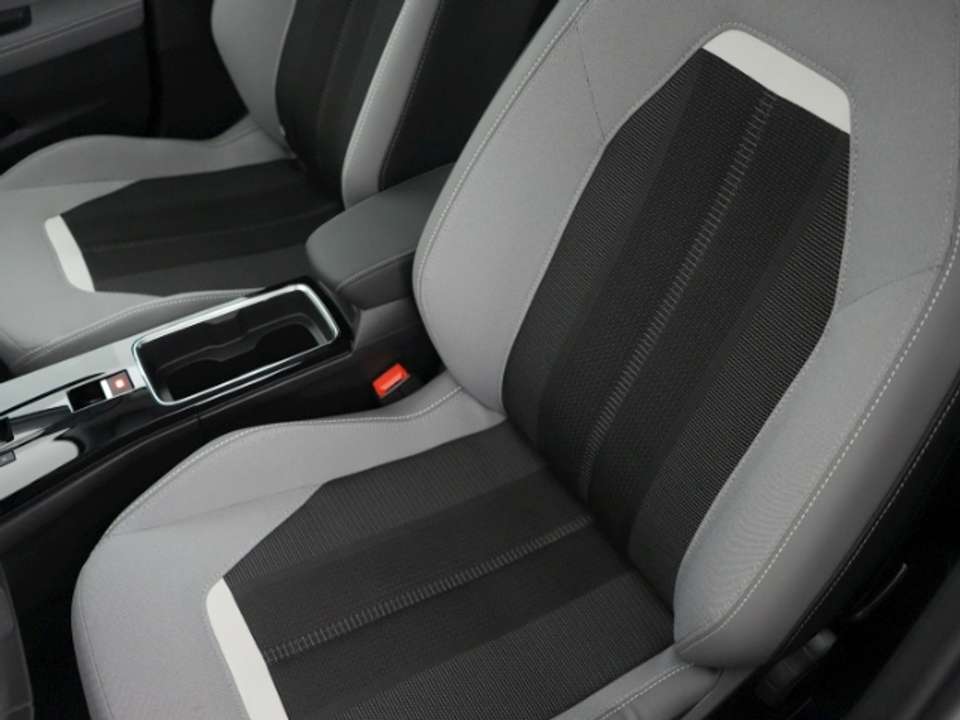 Opel Mokka-E - Imagem 12