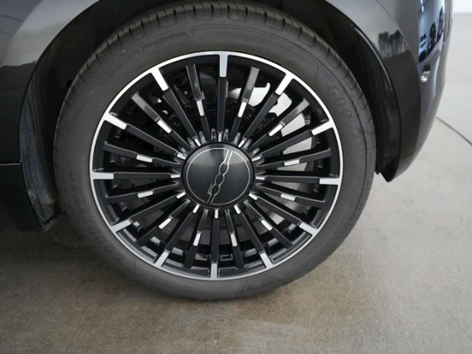 Fiat 500e - Imagem 10