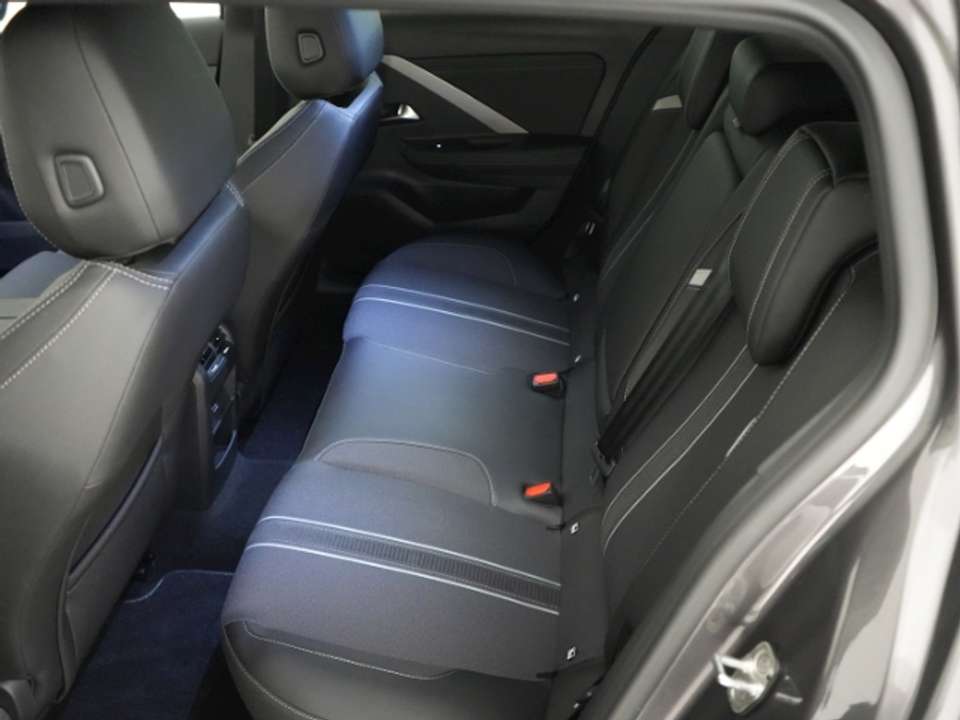 Opel Astra - Imagem 11