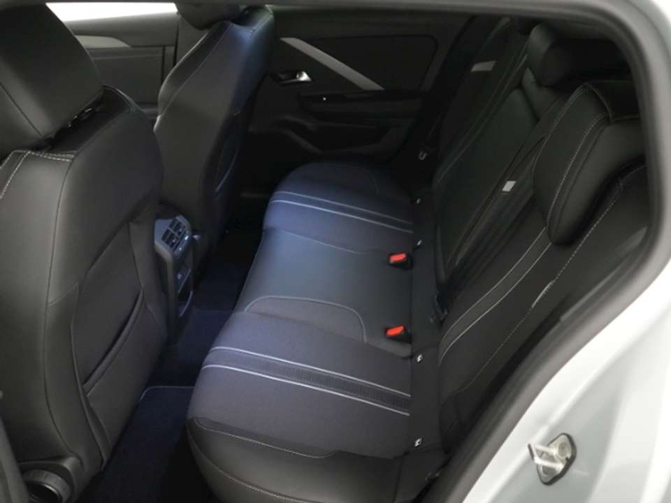 Opel Astra - Imagem 11
