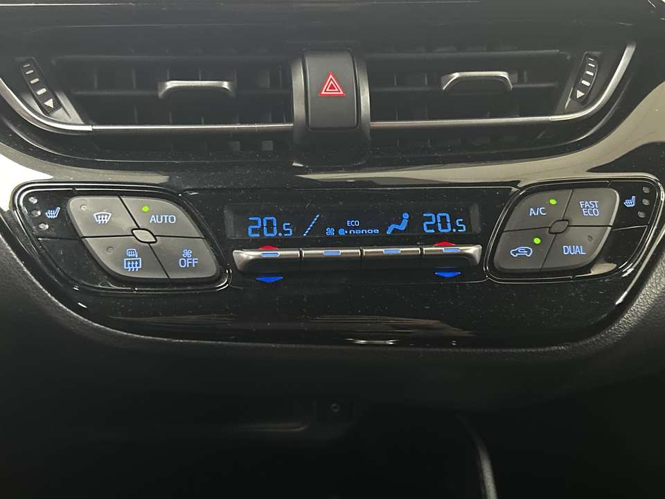 Toyota C-HR - Imagem 12