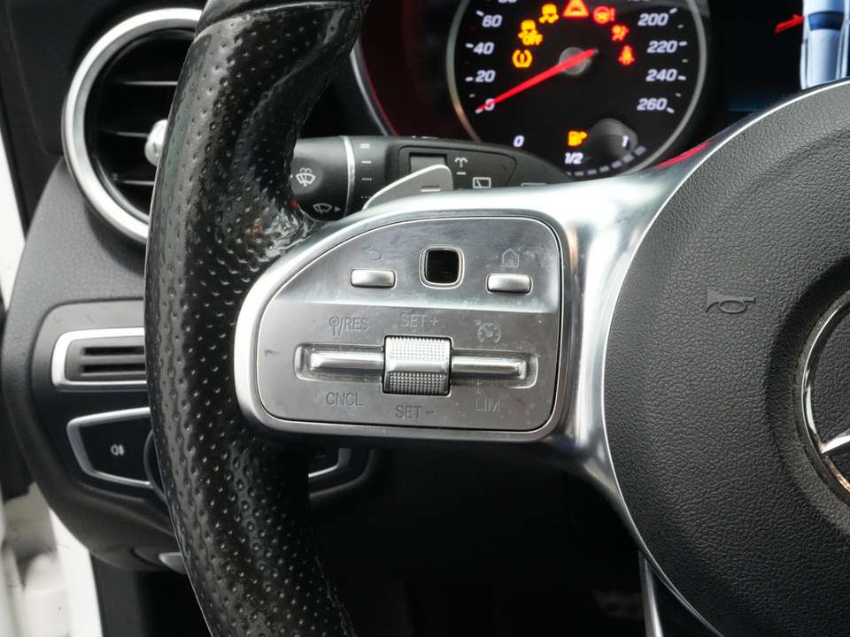 Mercedes-Benz C 300 - Imagem 5