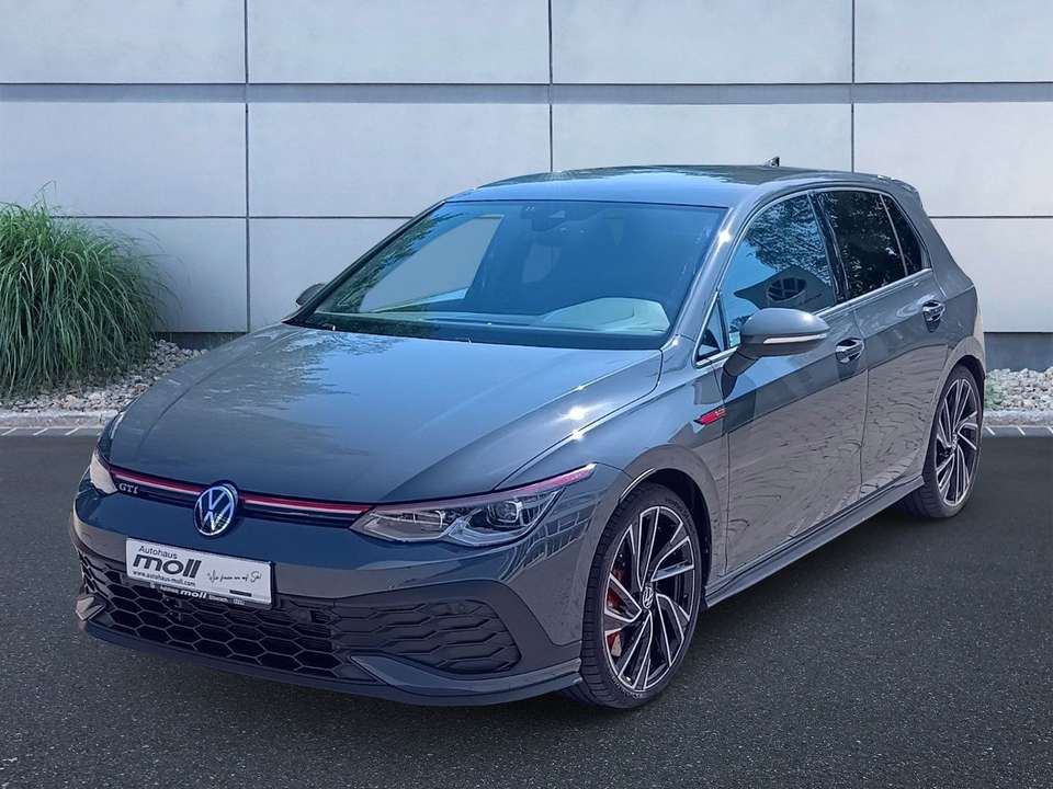 Volkswagen Golf GTI - Imagem 1