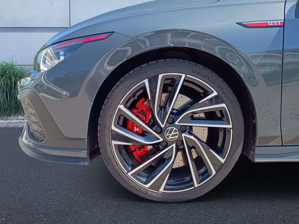 Volkswagen Golf GTI - Imagem 7