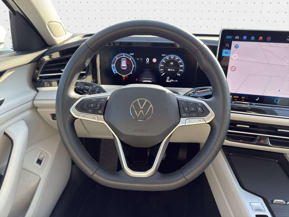 Volkswagen Passat Variant - Imagem 10