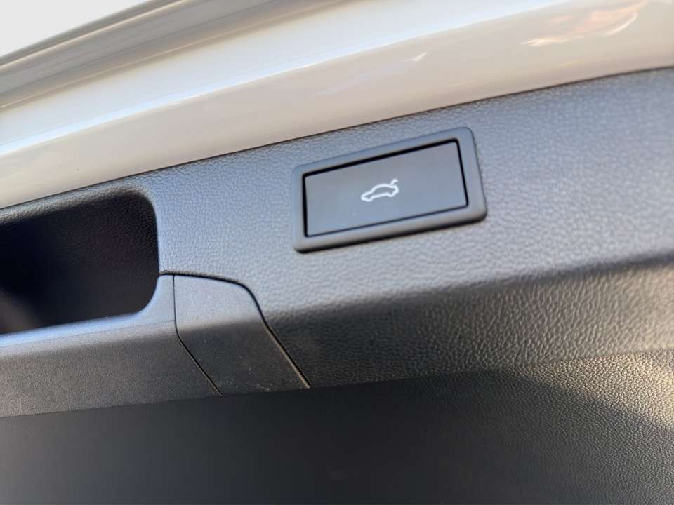 Volkswagen Passat Variant - Imagem 13