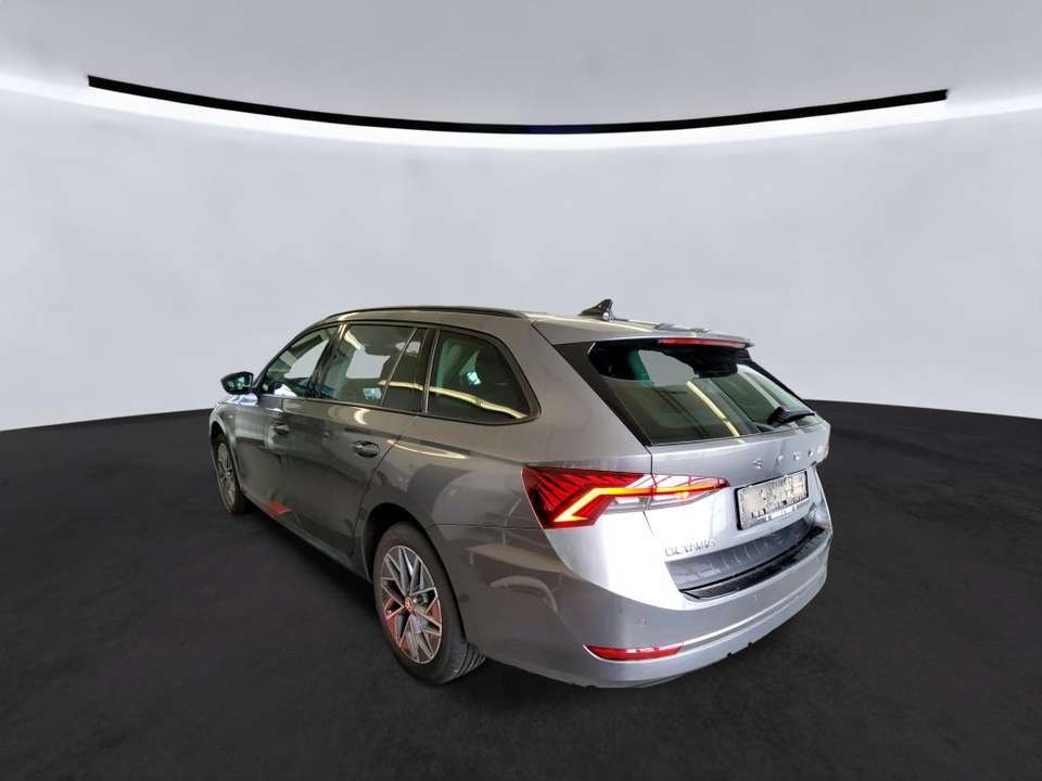 Skoda Octavia - Imagem 4