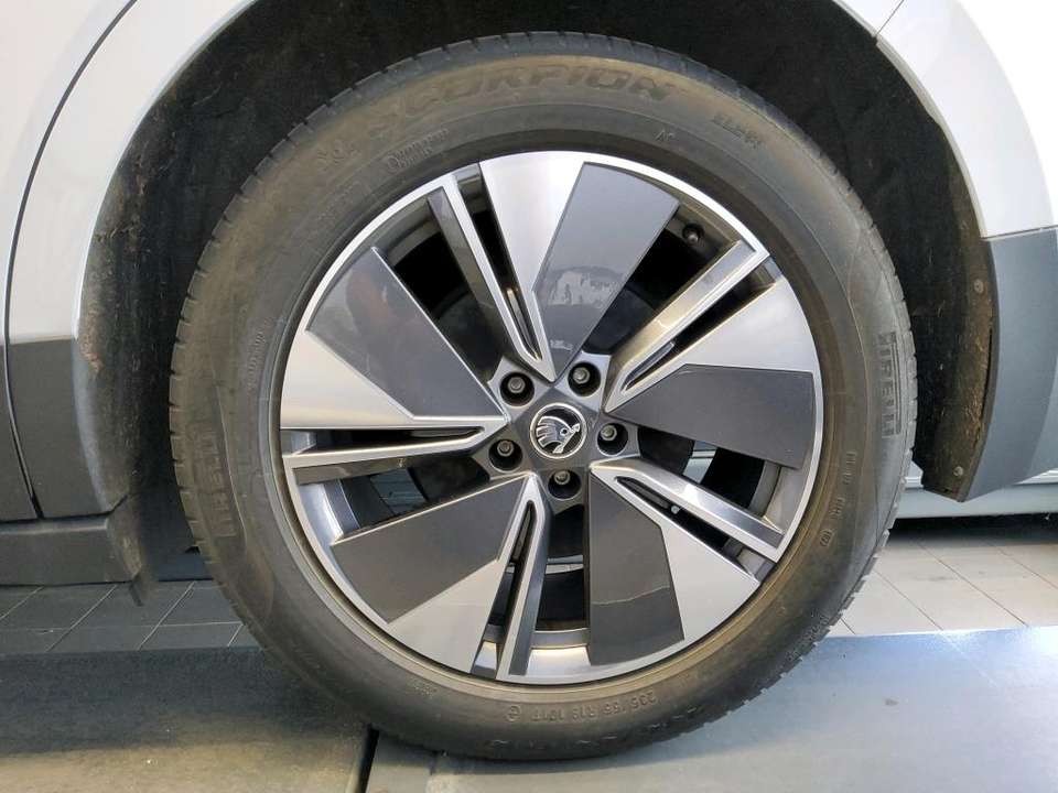 Skoda Enyaq - Imagem 6
