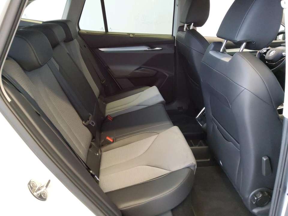 Skoda Enyaq - Imagem 8