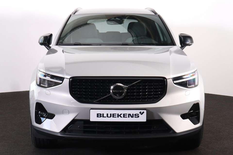 Volvo XC40 - Imagem 2