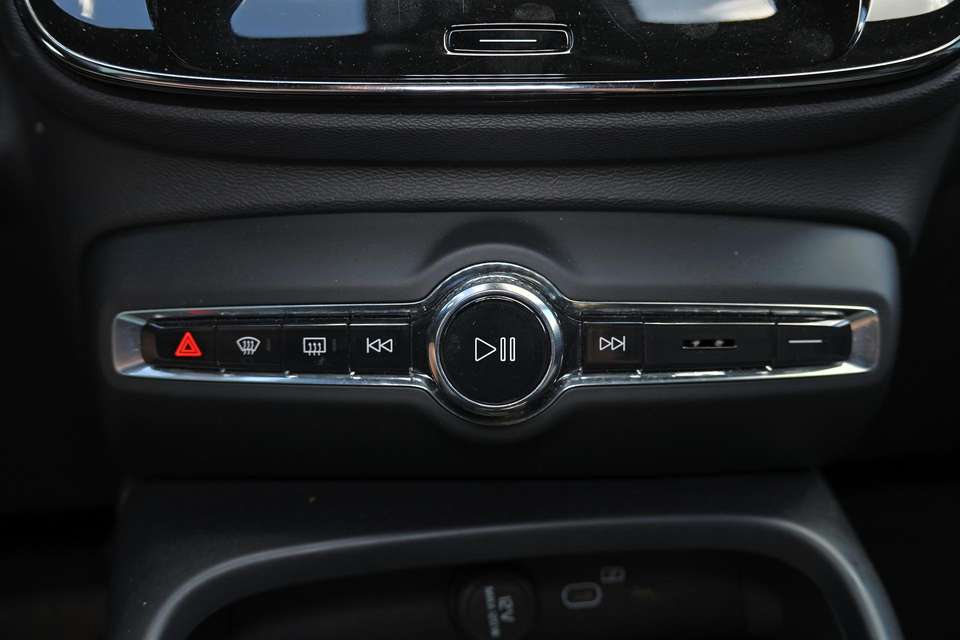 Volvo XC40 - Imagem 9