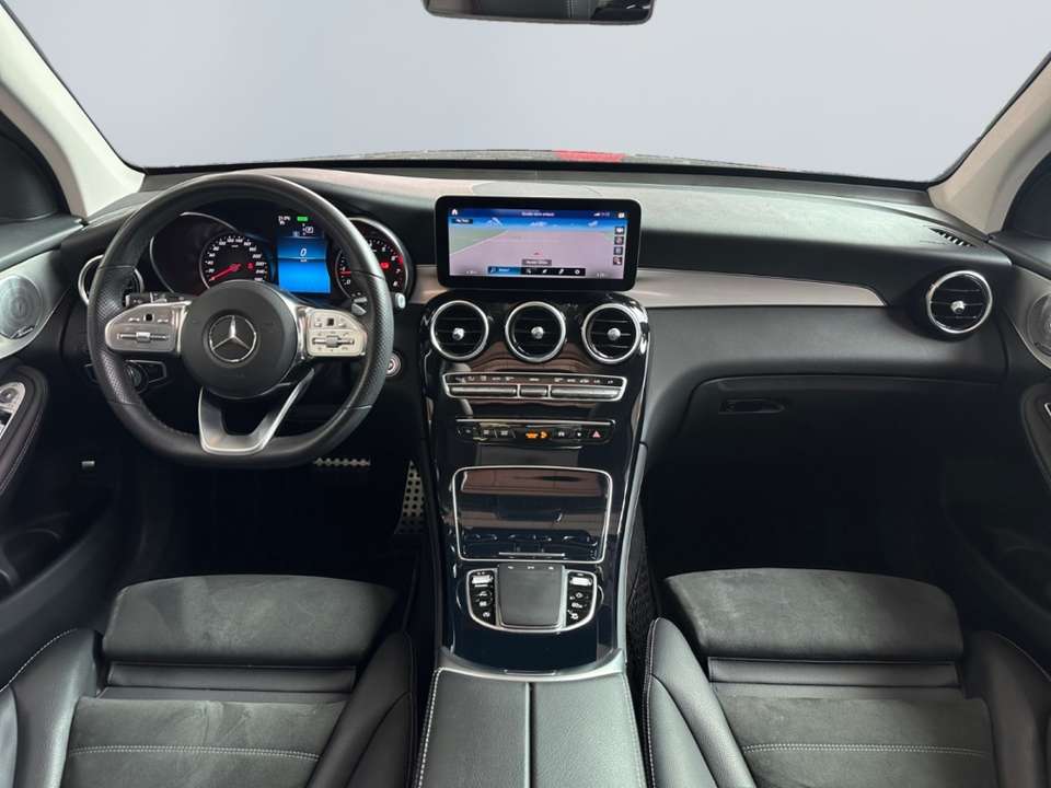 Mercedes-Benz GLC 200 - Imagem 12