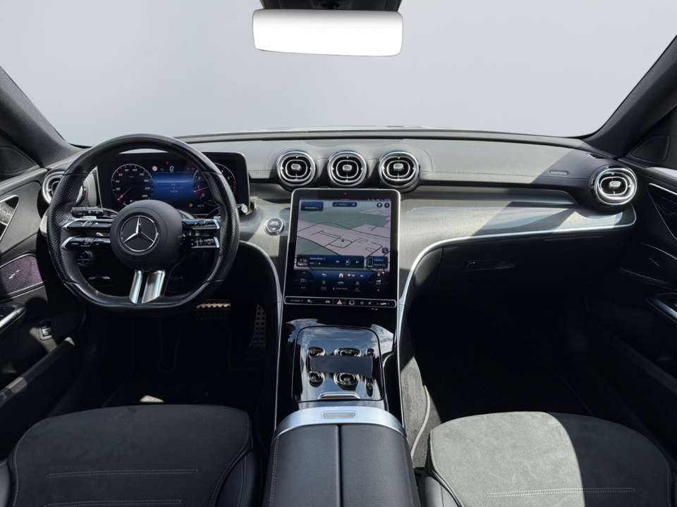 Mercedes-Benz C 200 - Imagem 12