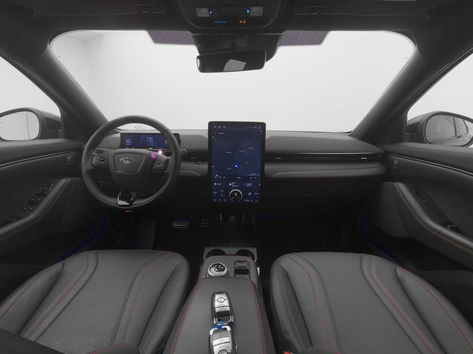 Ford Mustang Mach-E - Imagem 3