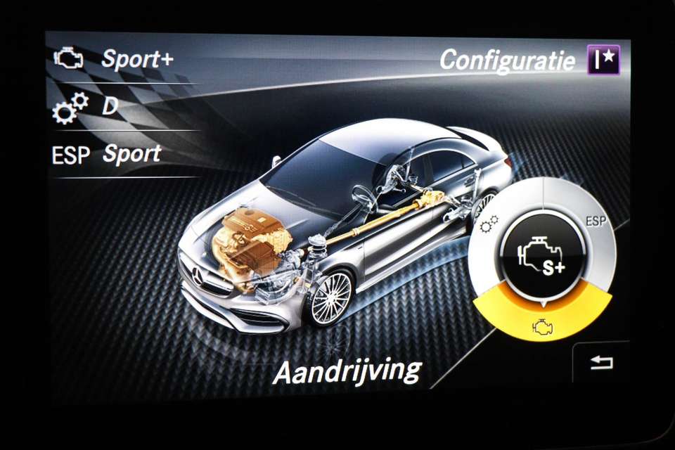 Mercedes-Benz CLA 45 AMG - Imagem 7