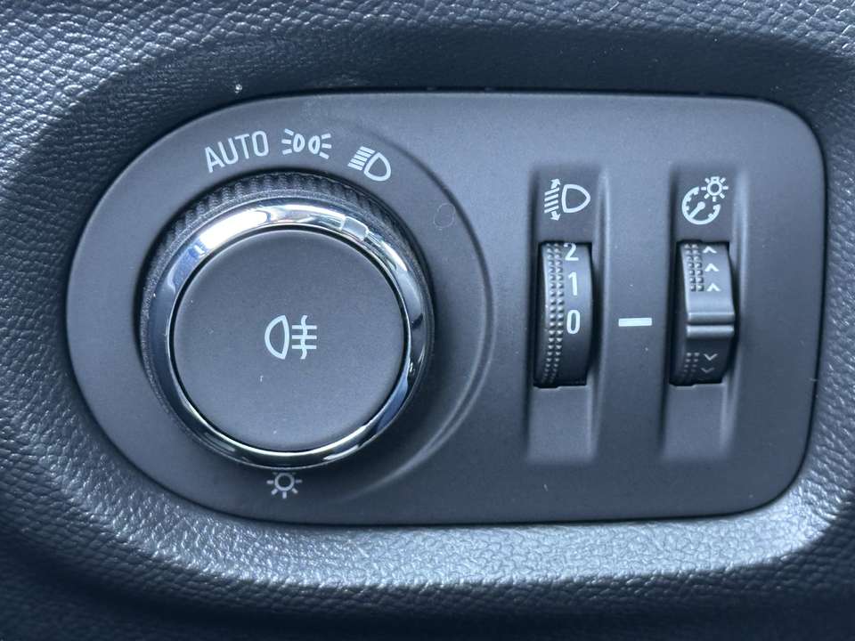 Opel Corsa - Imagem 13