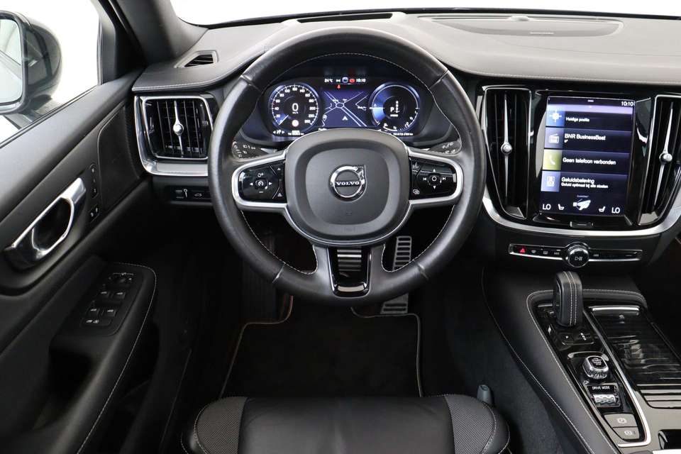Volvo V60 - Imagem 2