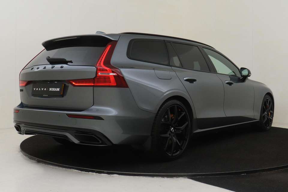Volvo V60 - Imagem 3