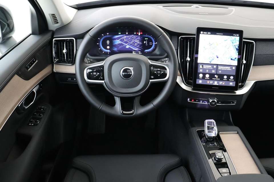 Volvo XC90 - Imagem 2