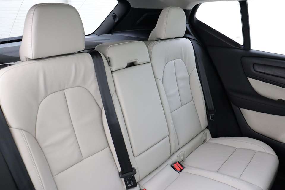 Volvo XC40 - Imagem 12