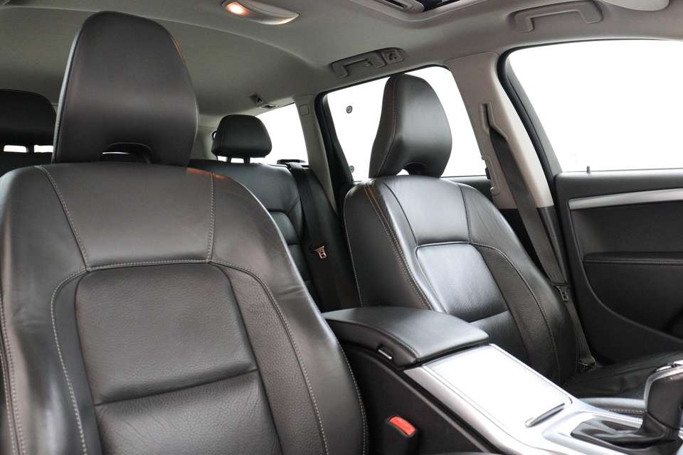 Volvo V70 - Imagem 12