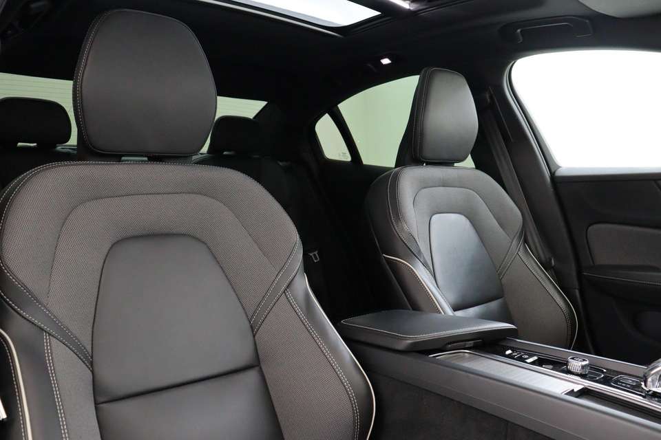 Volvo S60 - Imagem 12