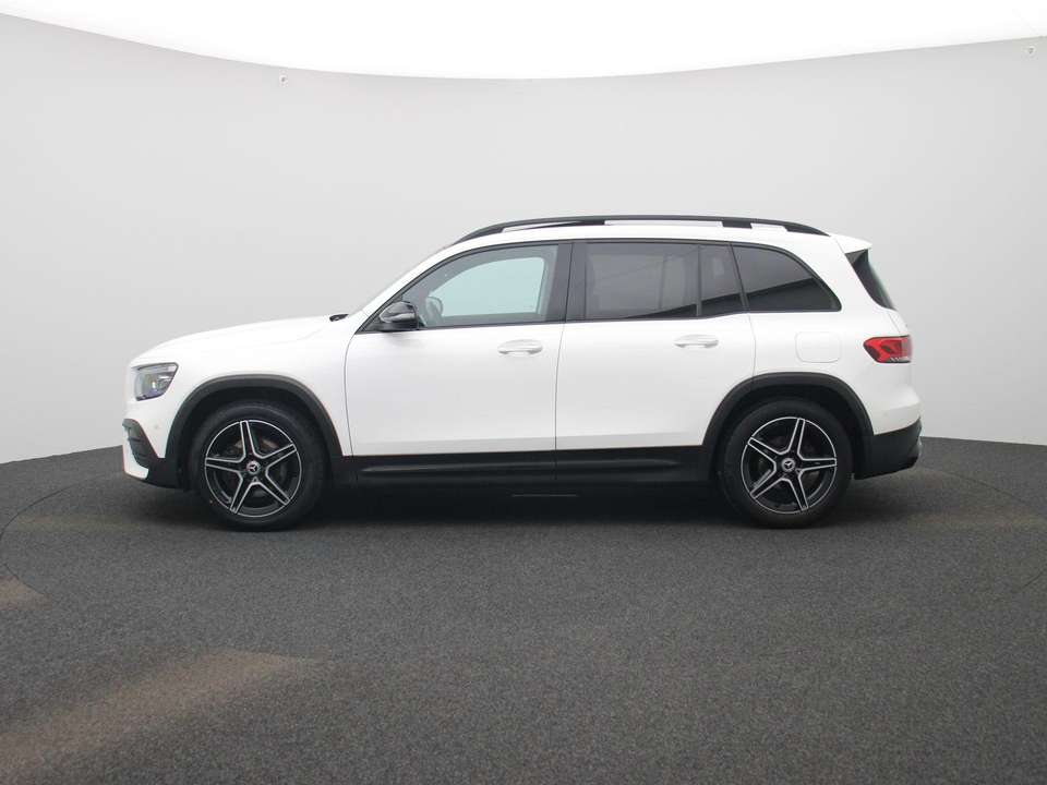Mercedes-Benz GLB 200 - Imagem 4