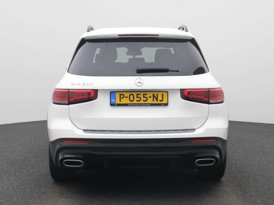 Mercedes-Benz GLB 200 - Imagem 5