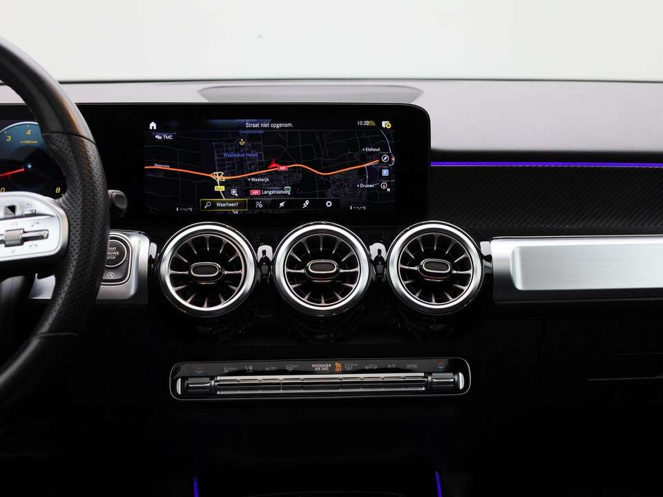 Mercedes-Benz GLB 200 - Imagem 9