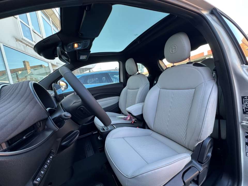Fiat 500e - Imagem 8