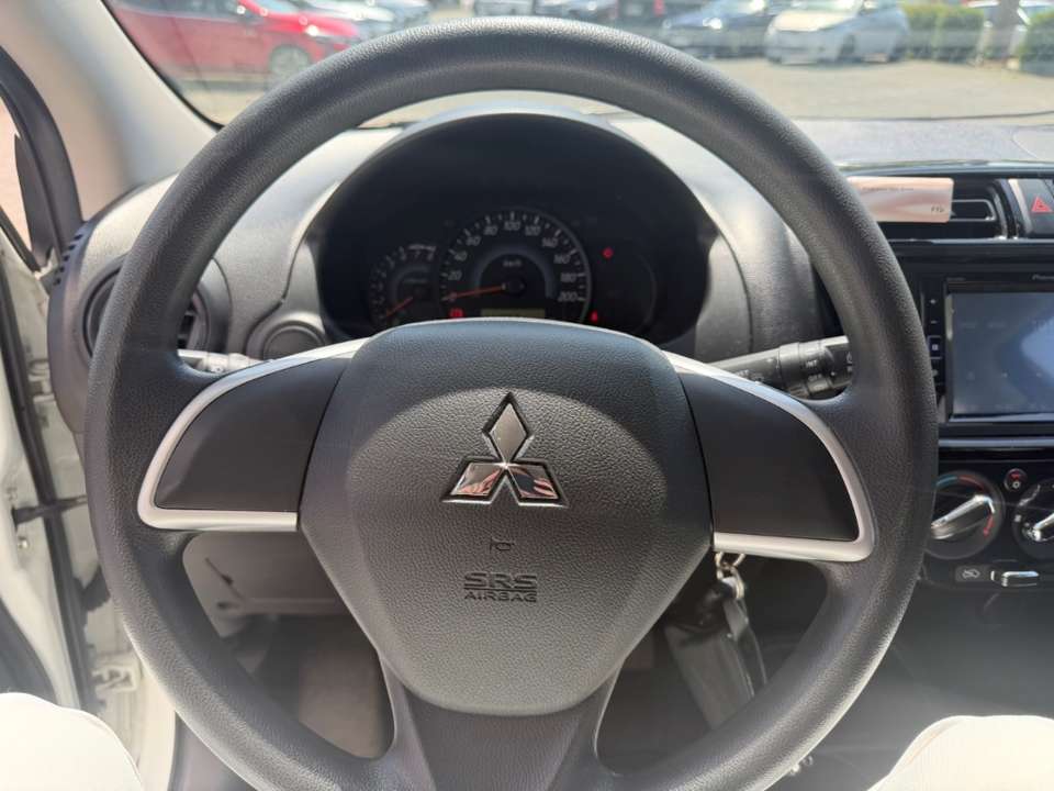 Mitsubishi Space Star - Imagem 7