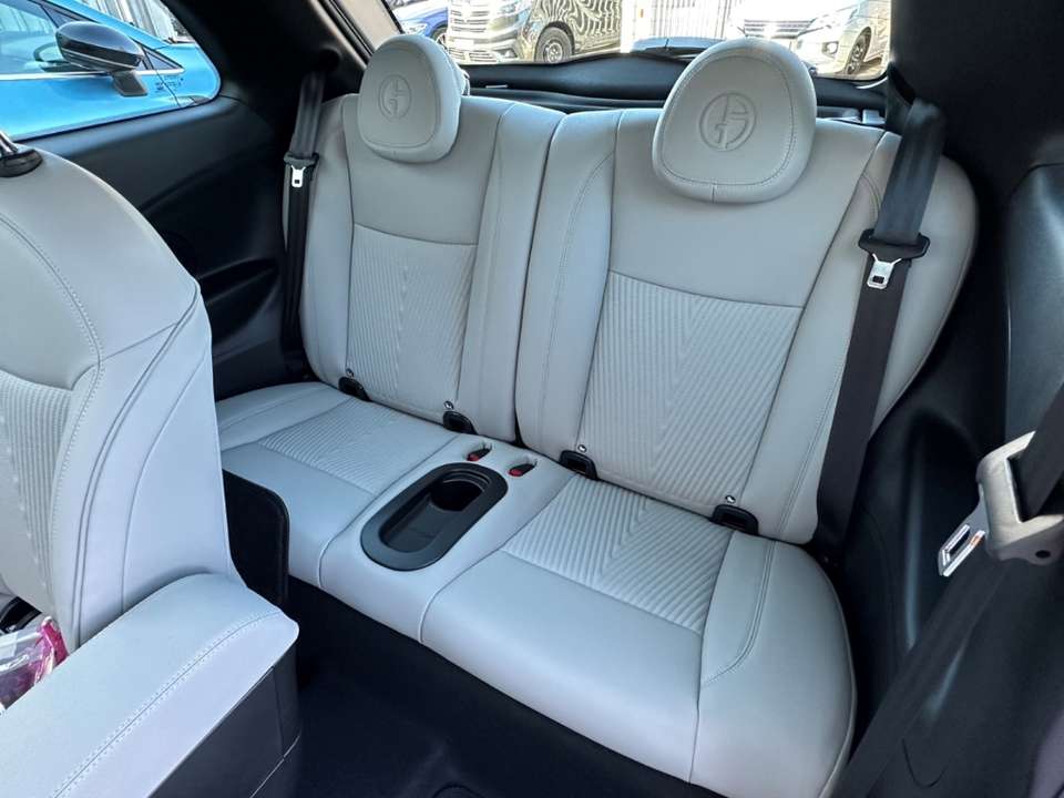 Fiat 500e - Imagem 10