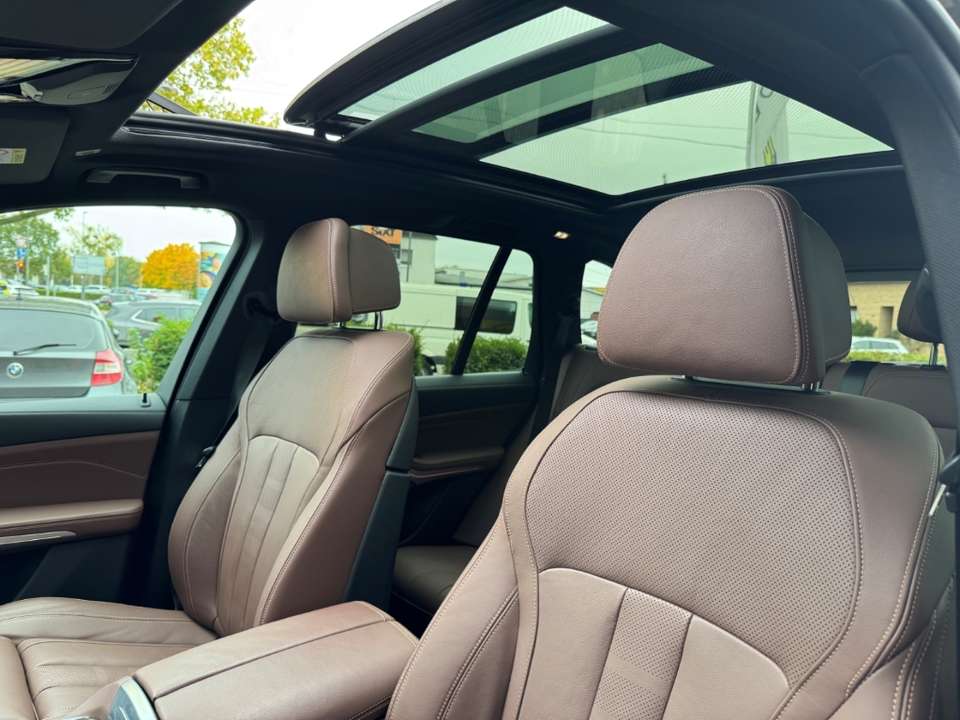 BMW X5 - Imagem 11