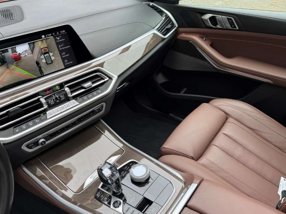 BMW X5 - Imagem 12