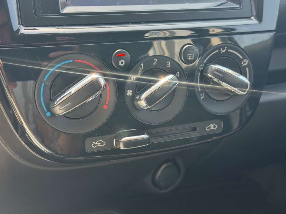 Mitsubishi Space Star - Imagem 13