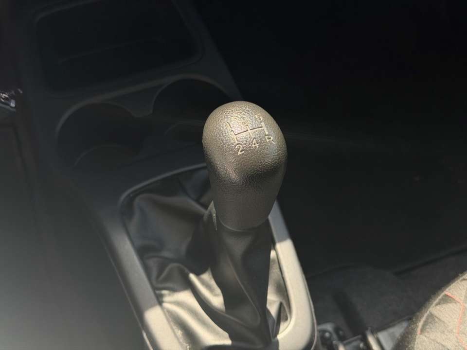 Mitsubishi Space Star - Imagem 14