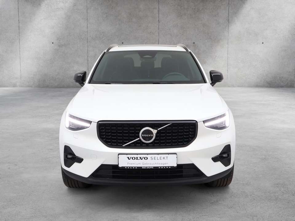 Volvo XC40 - Imagem 2