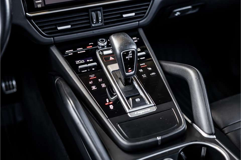 Porsche Cayenne - Imagem 17