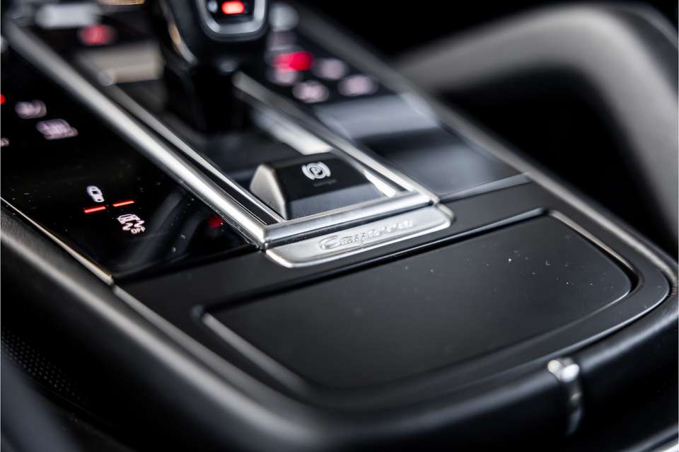 Porsche Cayenne - Imagem 19