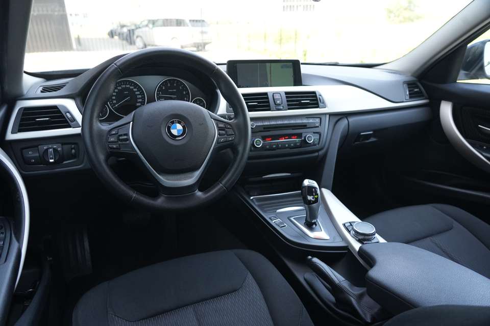 BMW 320 - Imagem 11