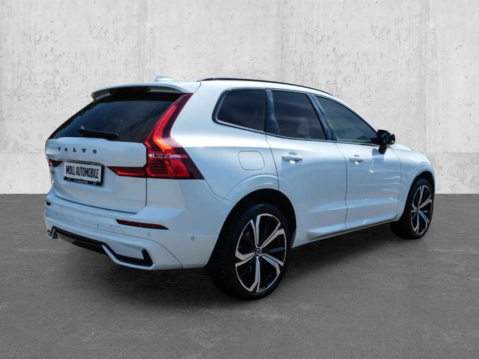 Volvo XC60 - Imagem 2