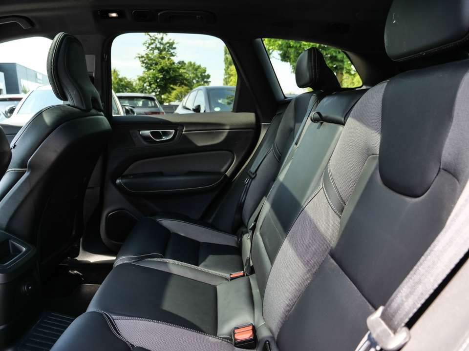 Volvo XC60 - Imagem 8