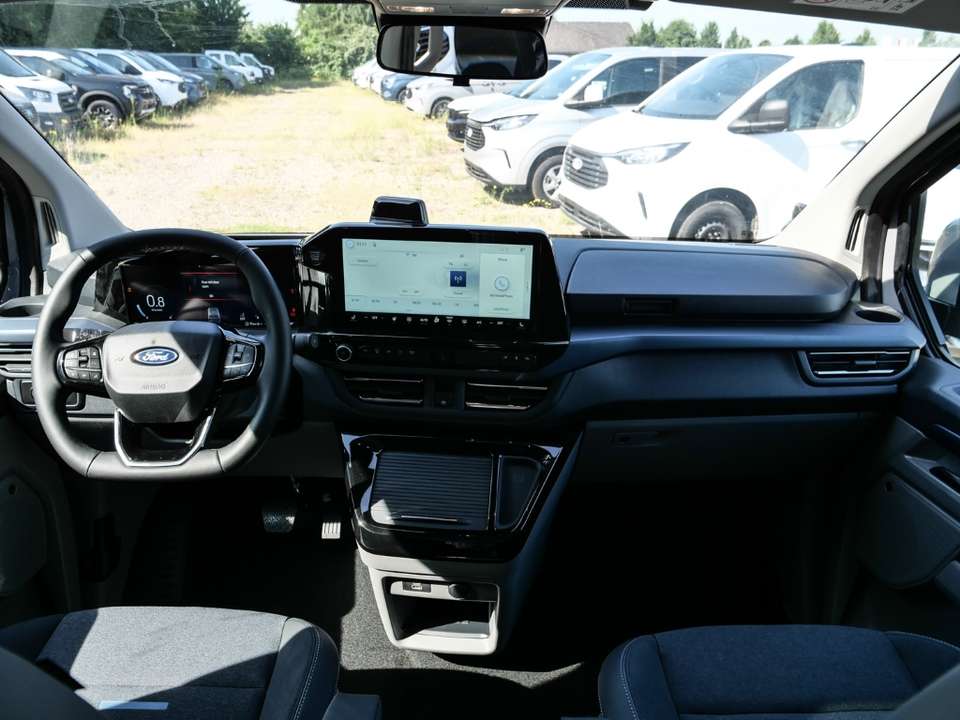 Ford Tourneo Custom - Imagem 10