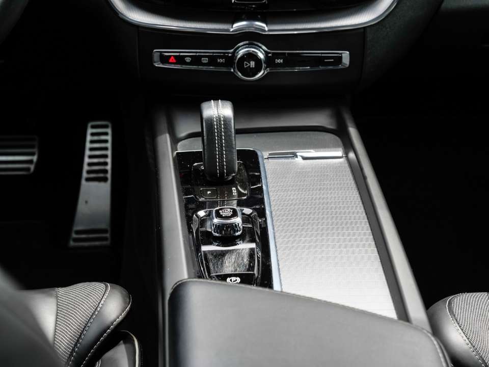 Volvo XC60 - Imagem 11
