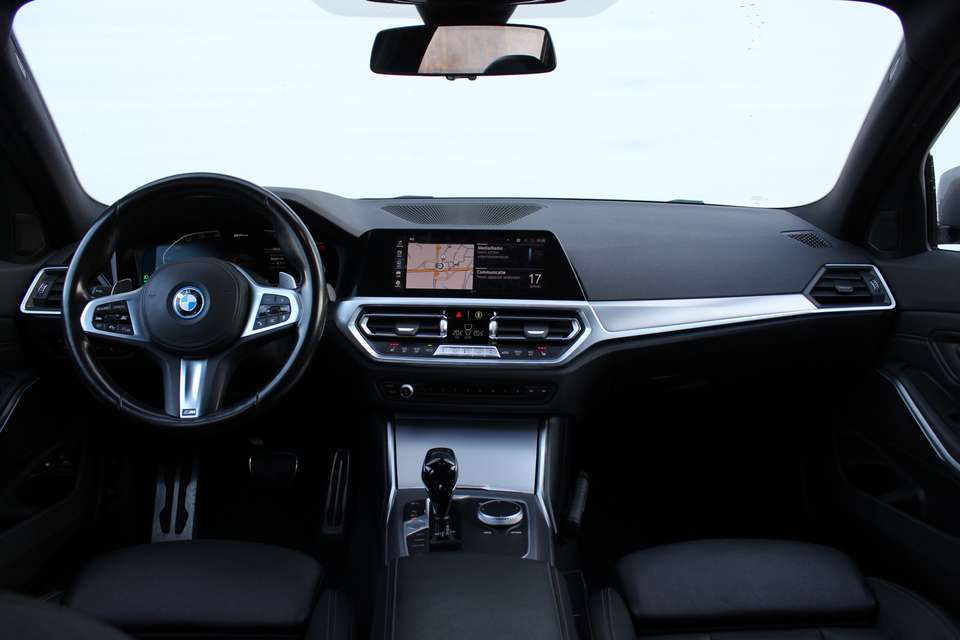 BMW 330 - Imagem 3